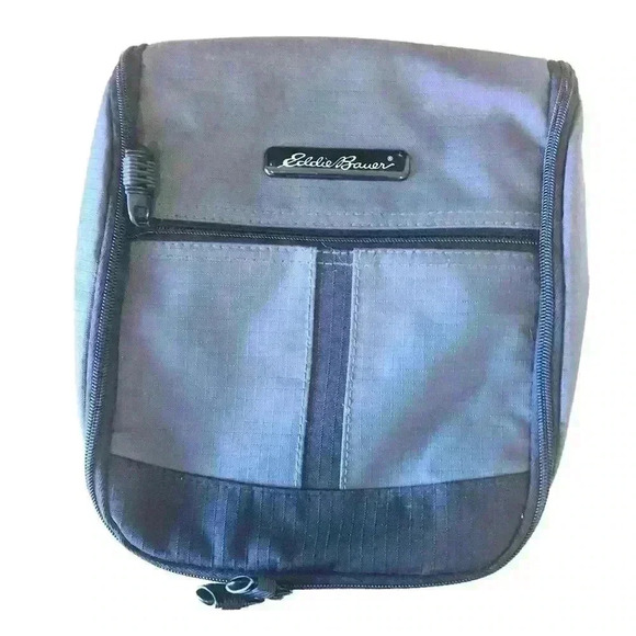 🌈 6/$60, Eddie Bauer Black/Grey Toiletry Bag, Size 10” X 8” X 2.5” - Picture 1 of 12